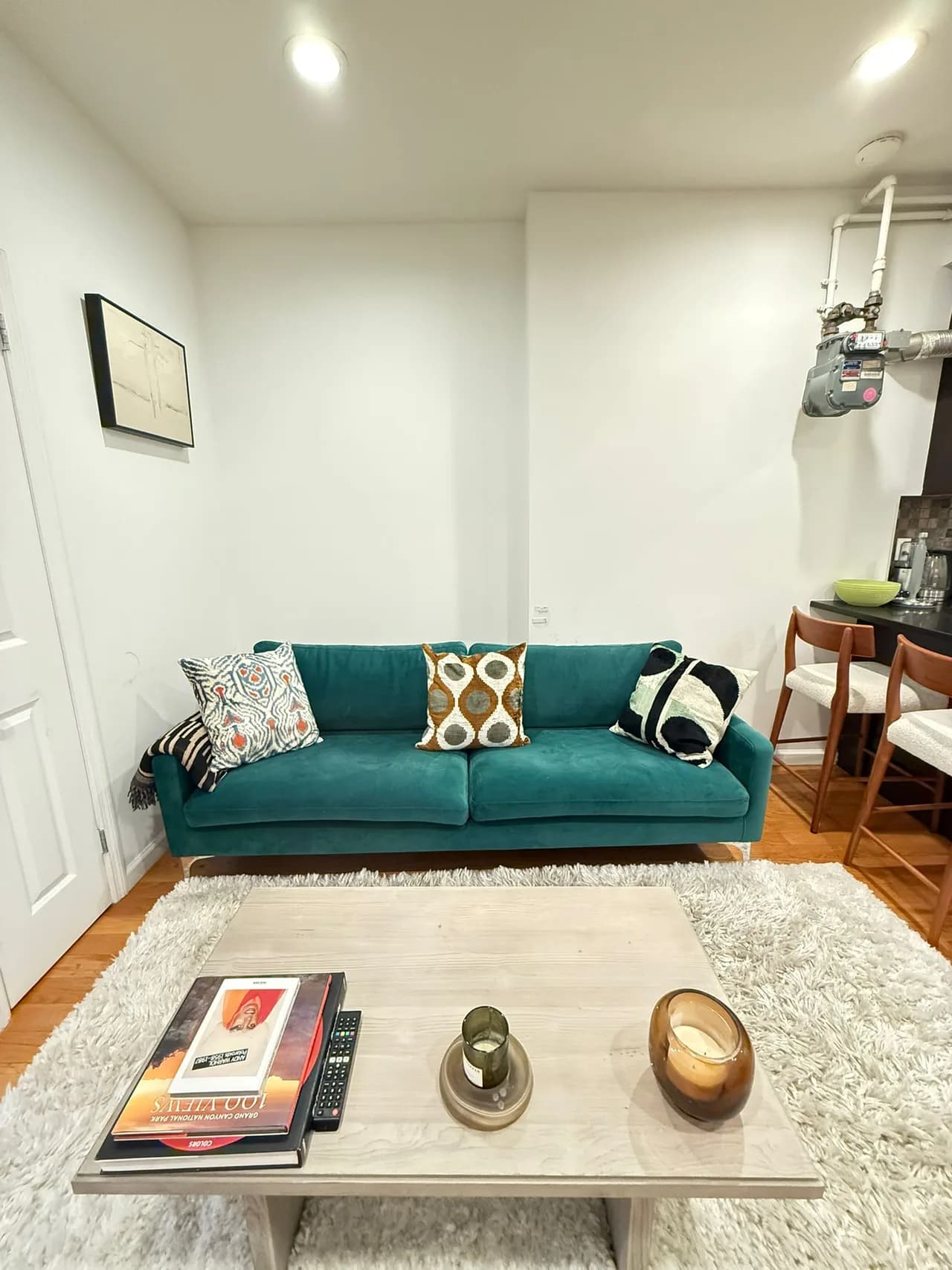 Stylish Soho 1BR with home office  photo 4