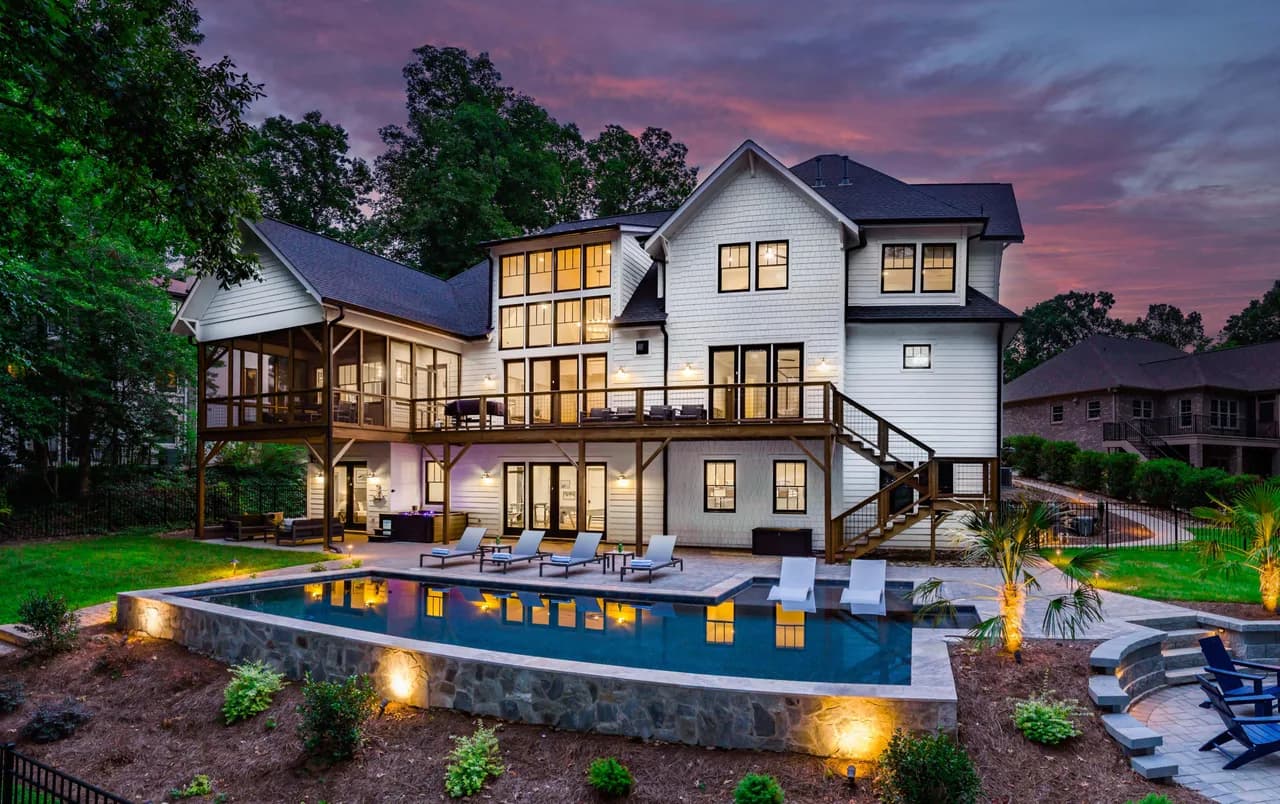 Lakeside Luxury Vacation Home in Denver photo 5