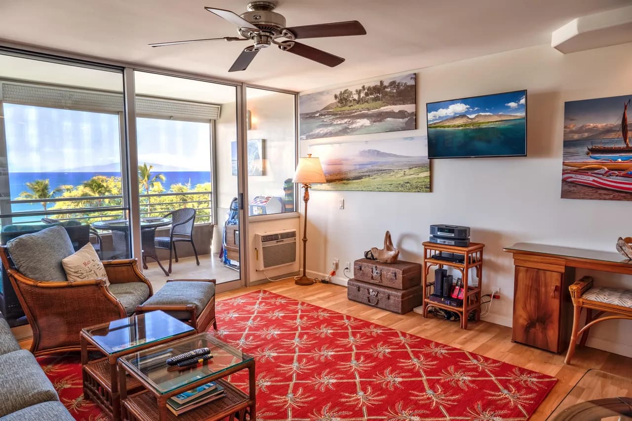 Beachfront Condominium in Kihei Maui photo 4
