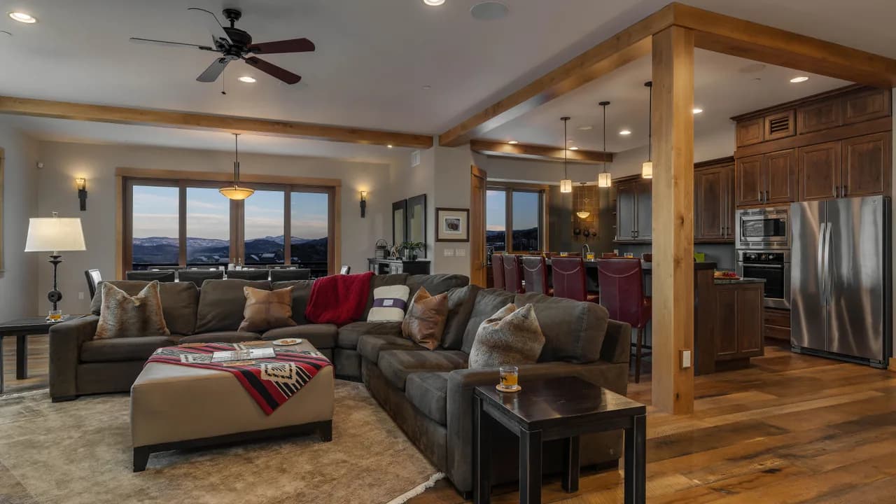 Falconhead Lodge - North photo 3
