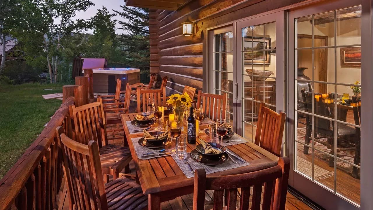 Pioneer Lodge photo 5