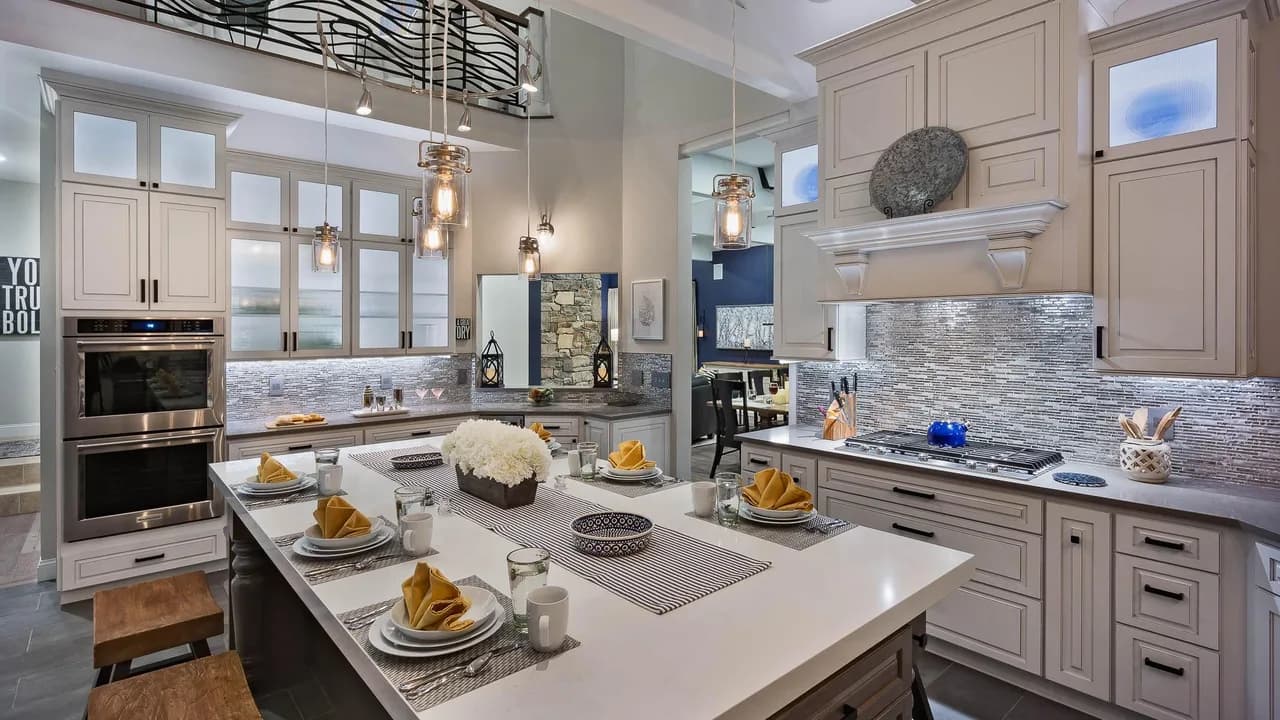 Expansive Lodge with Private Hot Tub in Steamboat Springs photo 2