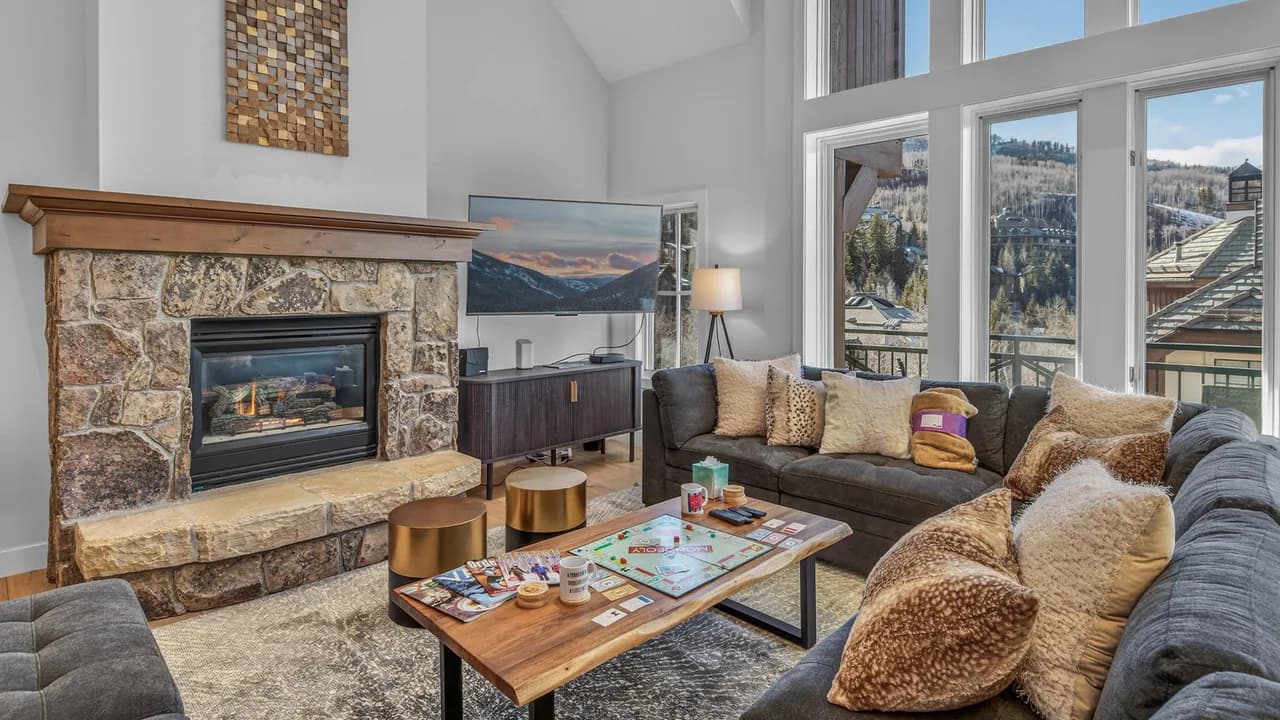 Mountain-View Vacation Home in Beaver Creek photo 2