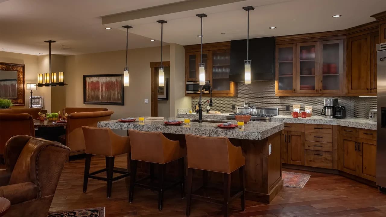 One Steamboat Place #601: Panorama Peak Penthouse photo 4