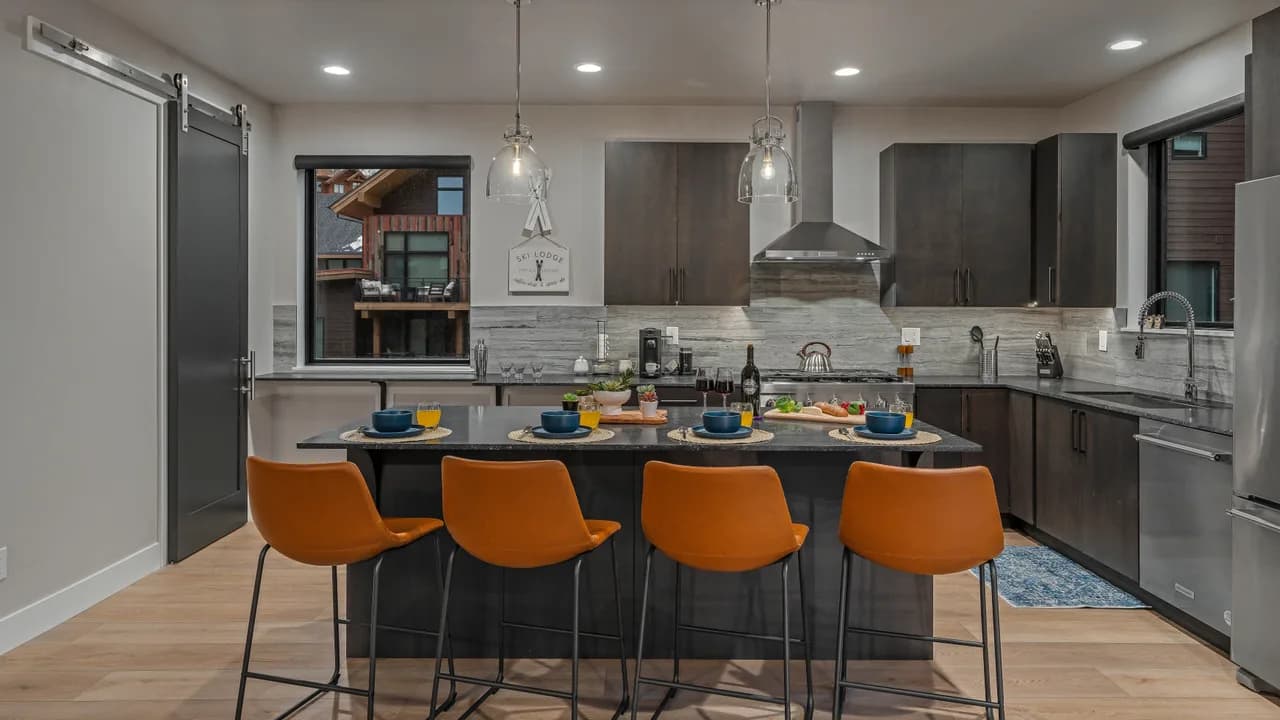 Kingdom House photo 3