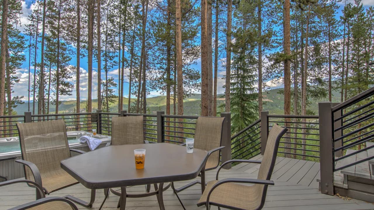 Grand Vista Lodge photo 5
