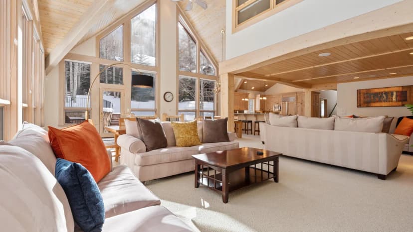 Linksview Chalet South