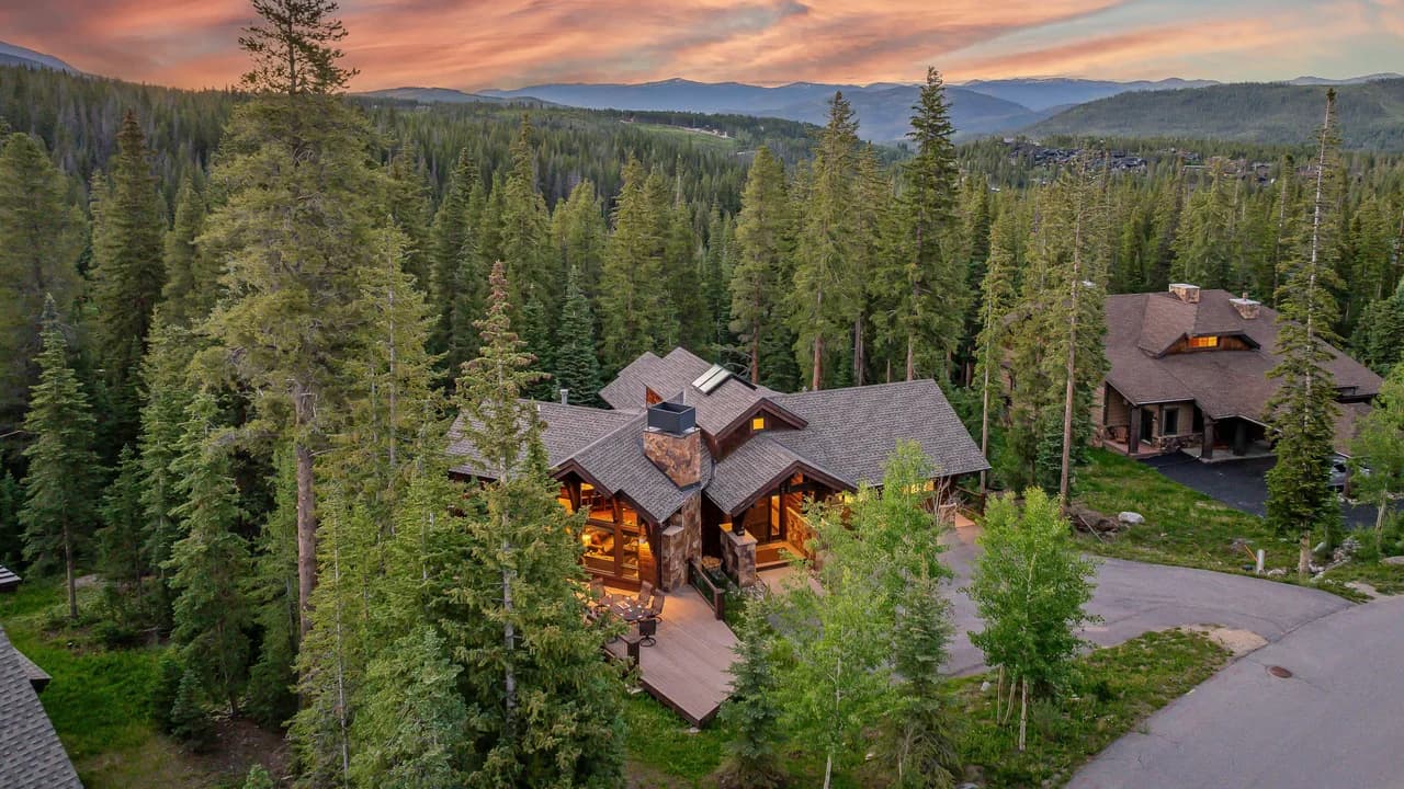 Rocky Mountain Lodge photo 5