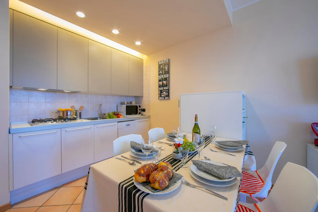 Lake View Apartment in Desenzano del Garda, foto 5