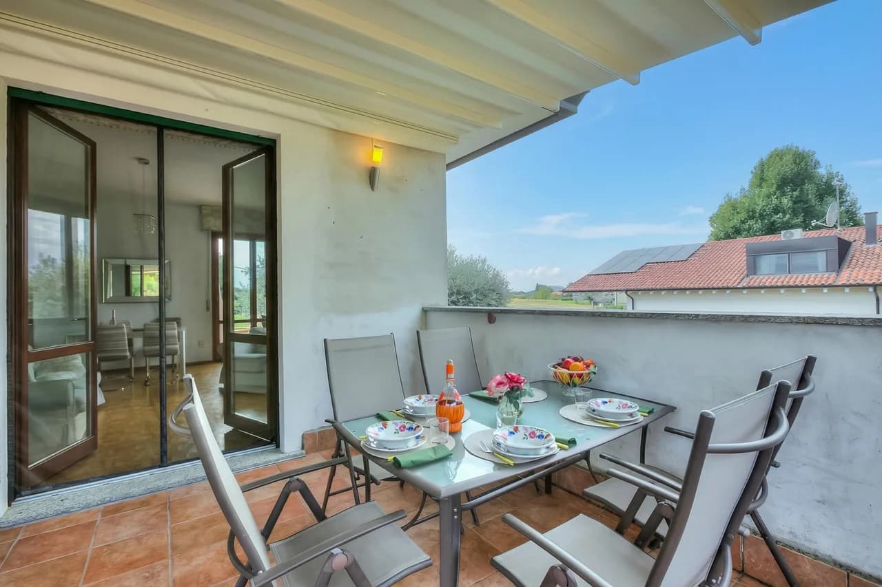 Appartement de Connie 2CH Moderne, Jardin Privé, Vue sur Montagne à Monvalle, photo 3