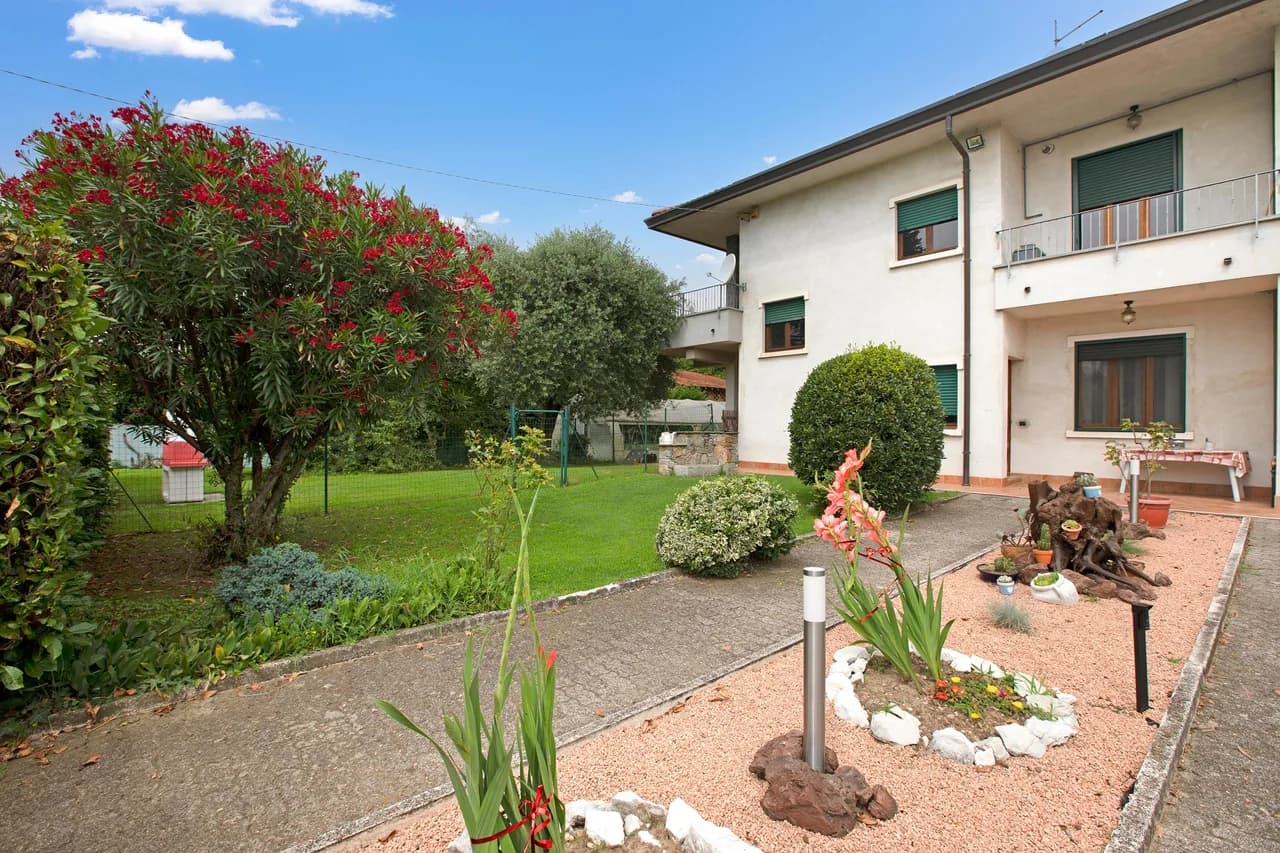 Appartement de Connie 2CH Moderne, Jardin Privé, Vue sur Montagne à Monvalle, photo 4