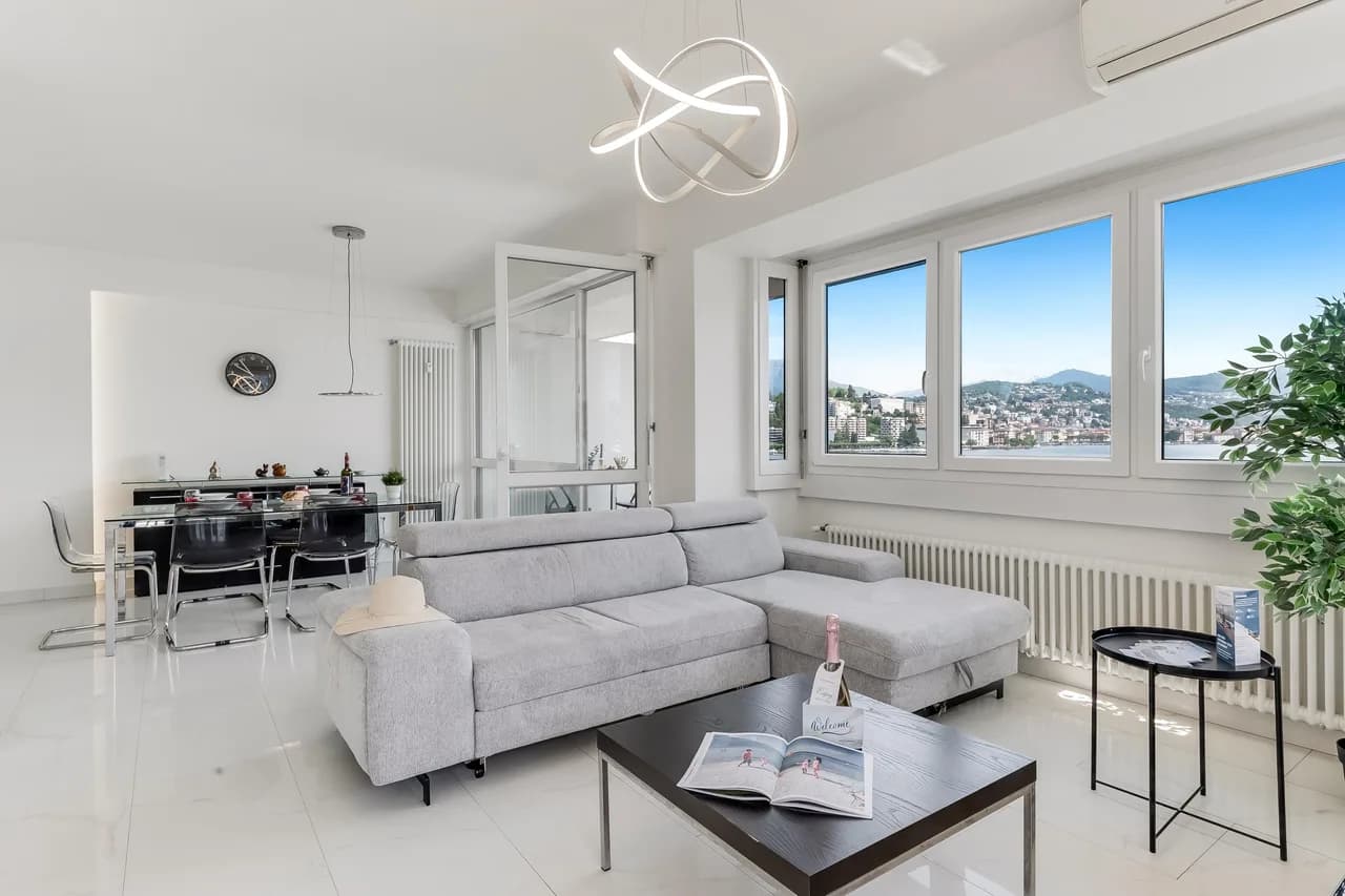 Paradiso Incanto Lake View Apartment photo 4