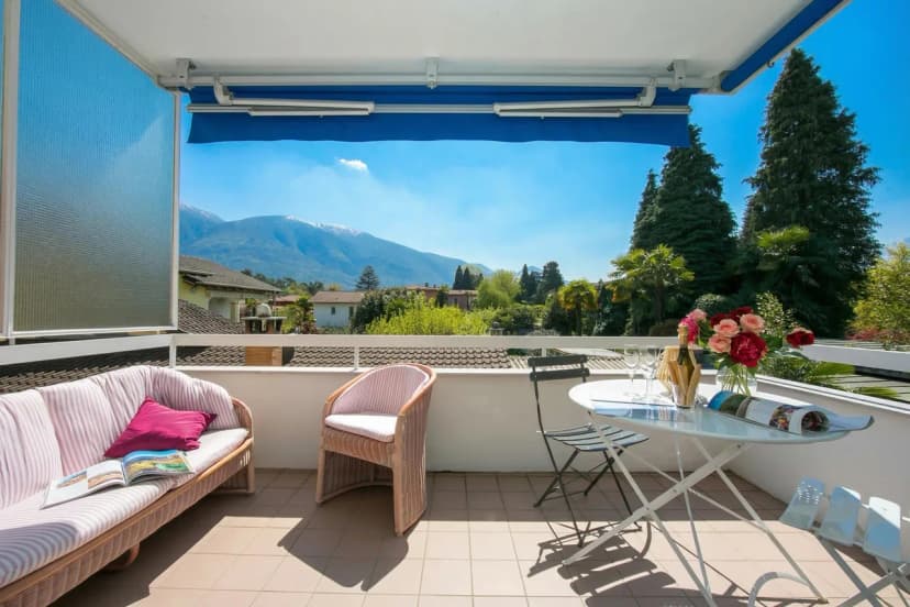 Charm Apartment with Balcony and Parking