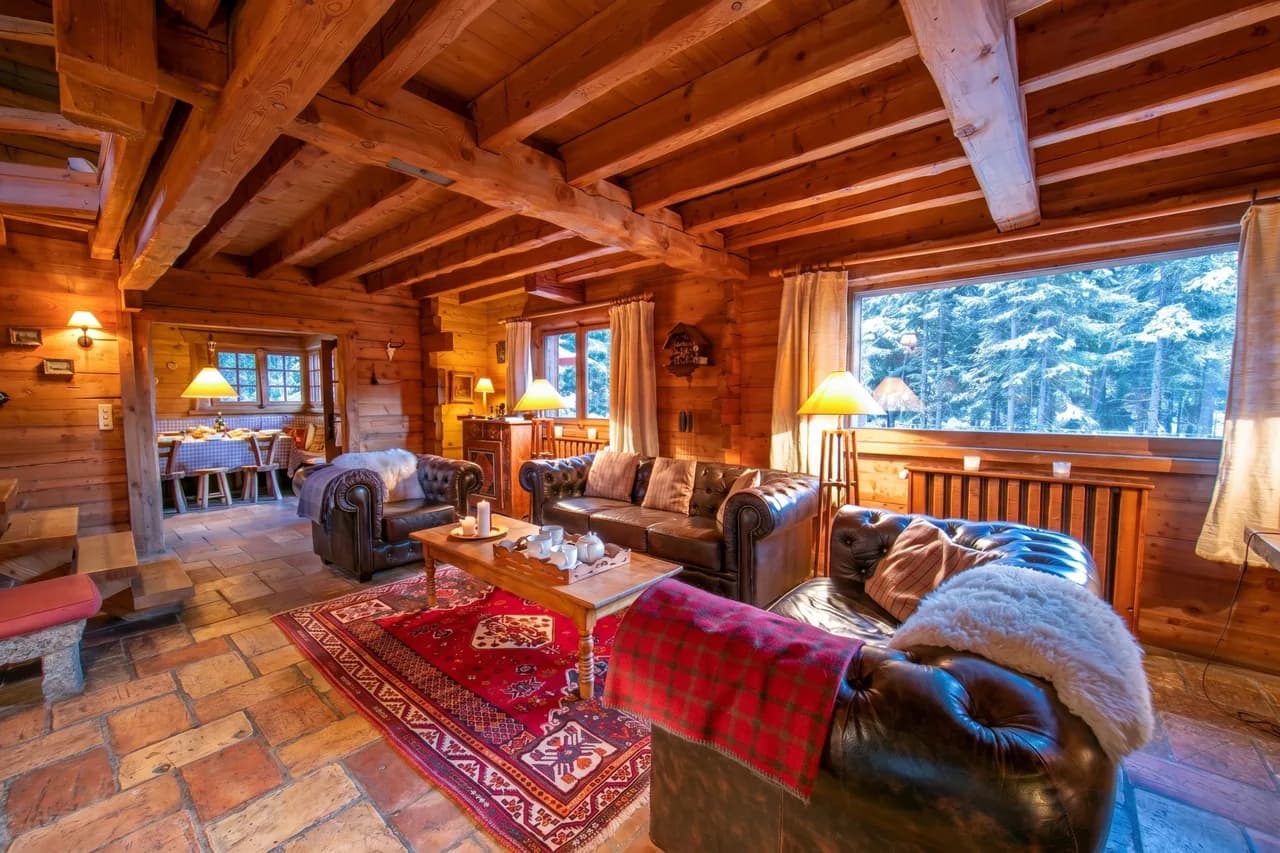 Chalet Tre la Vieux for 14 + Garden photo 3