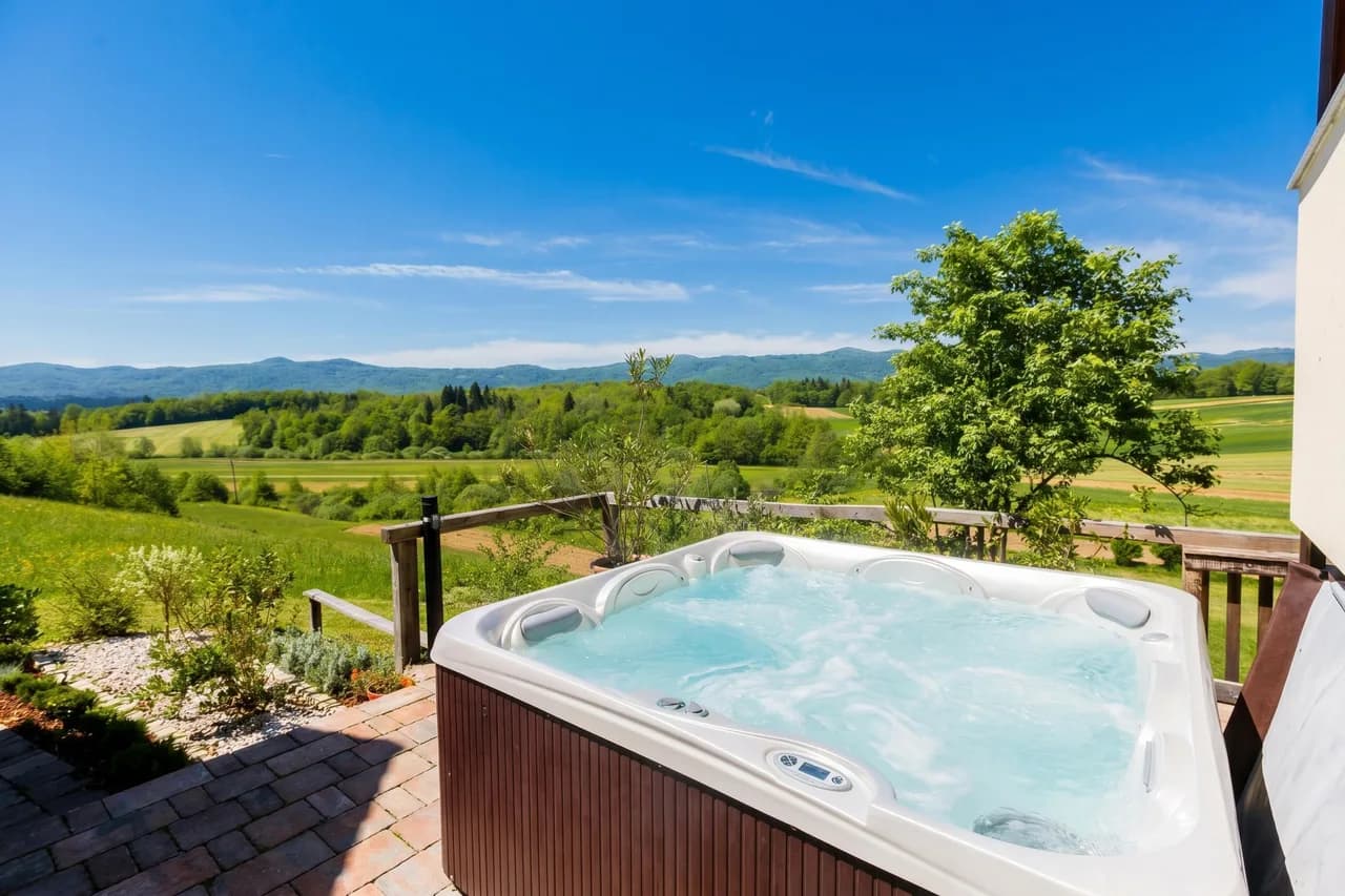 Séjour Héritage Bahor & Jacuzzi