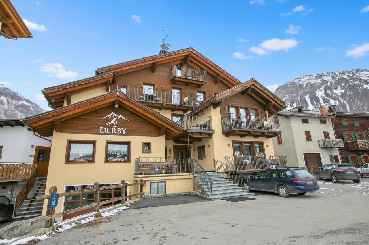 Mountain View Apartment in Livigno photo 2
