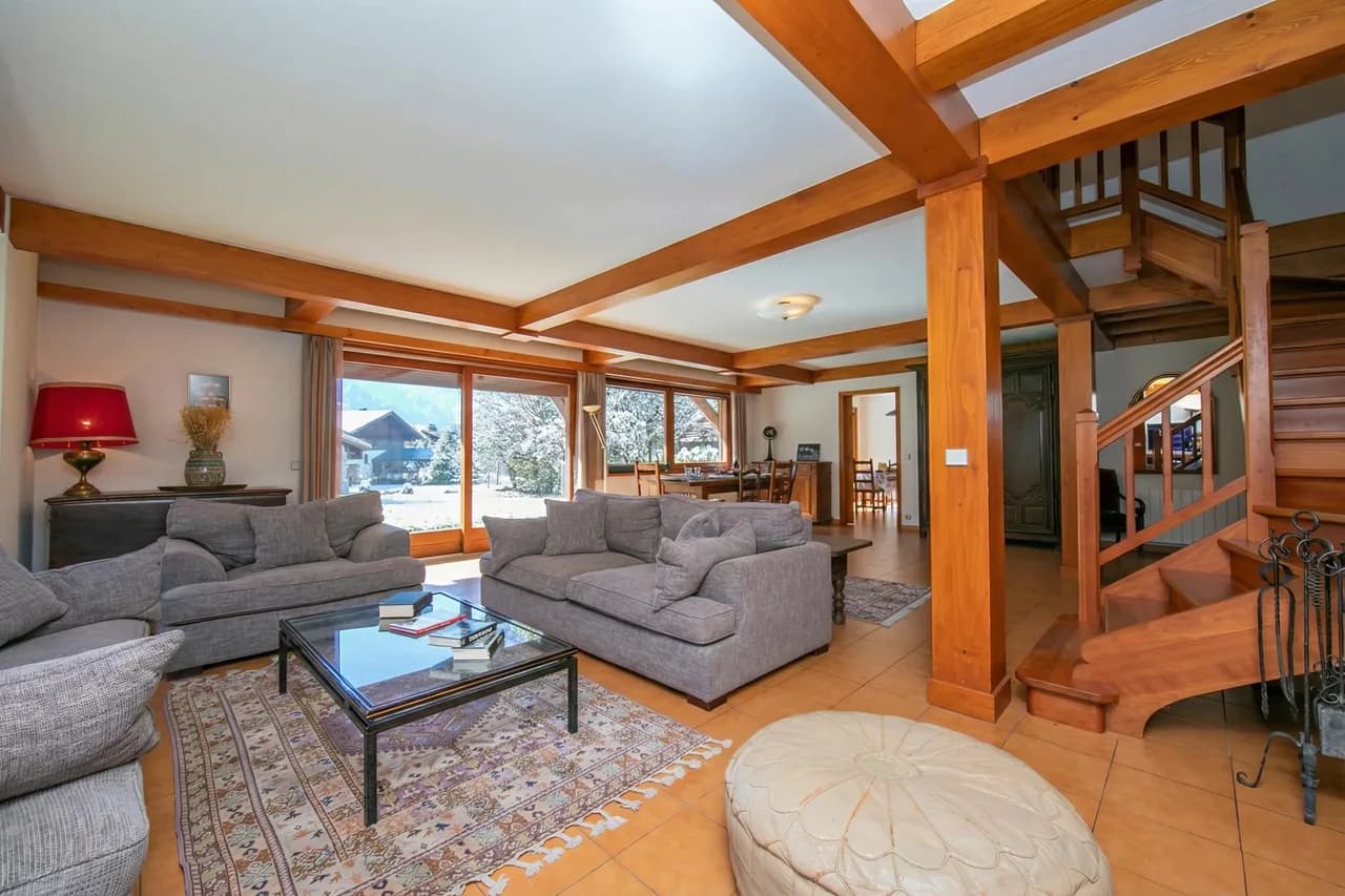 Chalet du Golf618 Family retreat for 9 next to Ski lifts photo 2