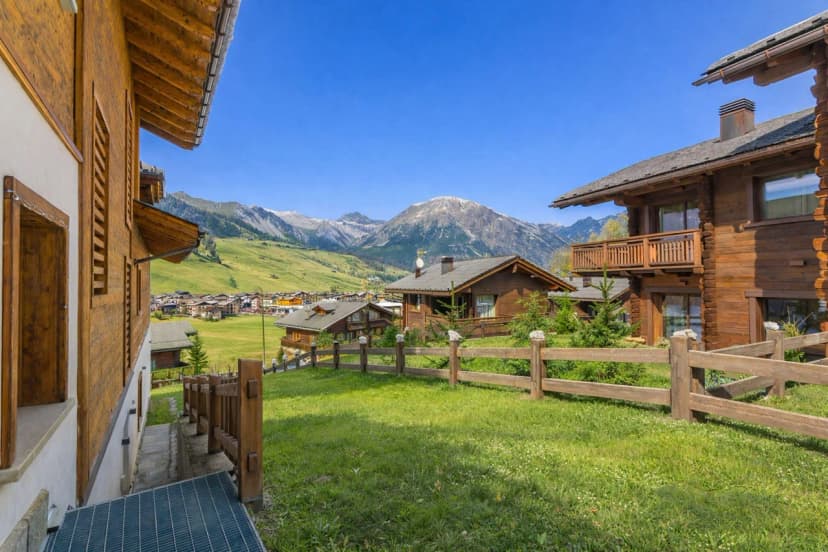 Casa Giardino Ski in - Ski out 100m
