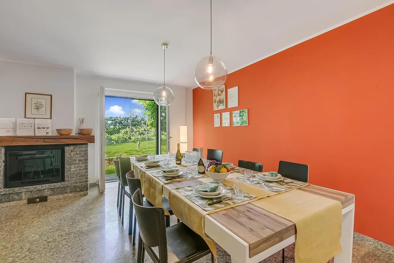 Private Pool Villa in Gemonio, Lombardy, Italy, foto 5
