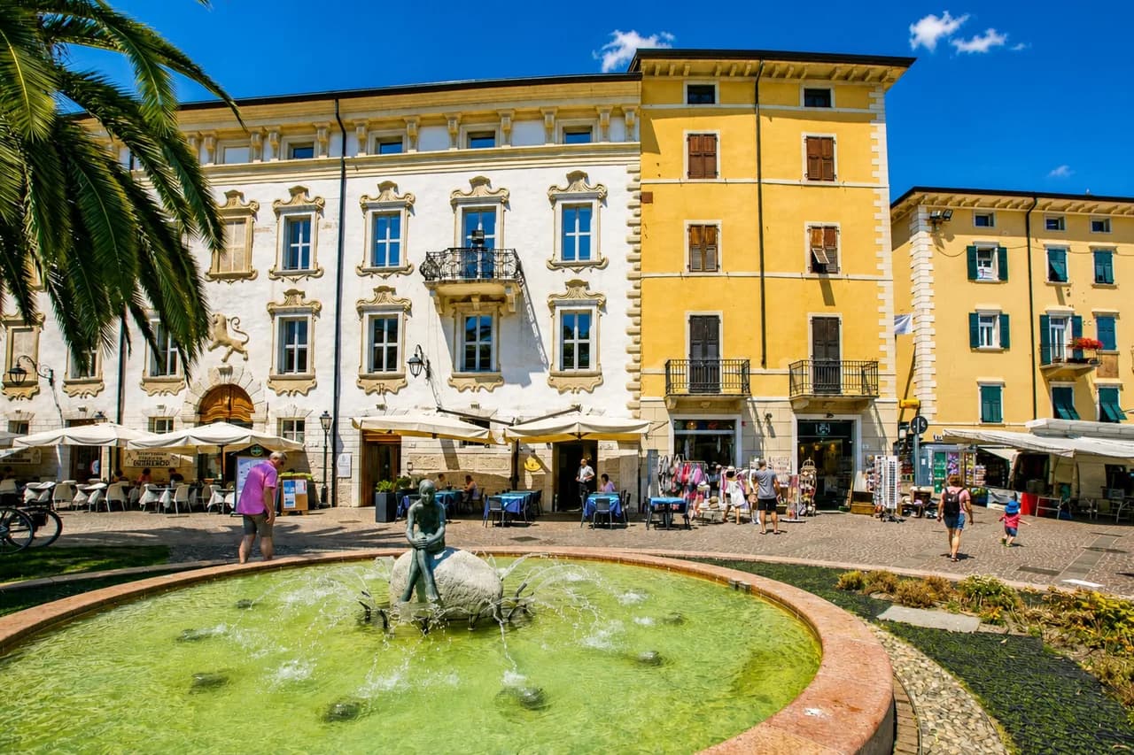 Residenza Rocca Del Lago 4, Foto 2