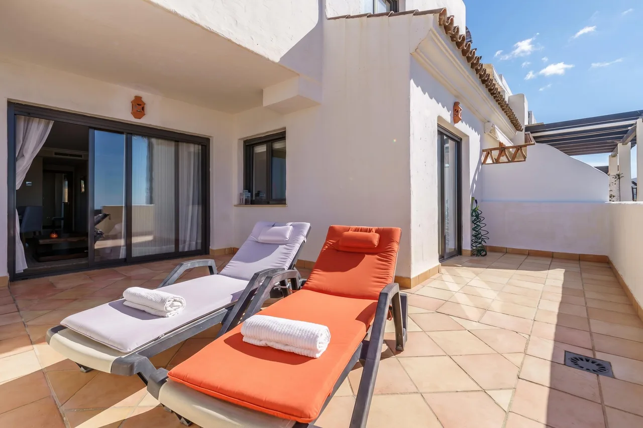 Sunset Seaview Apartment in Estepona, Foto 3