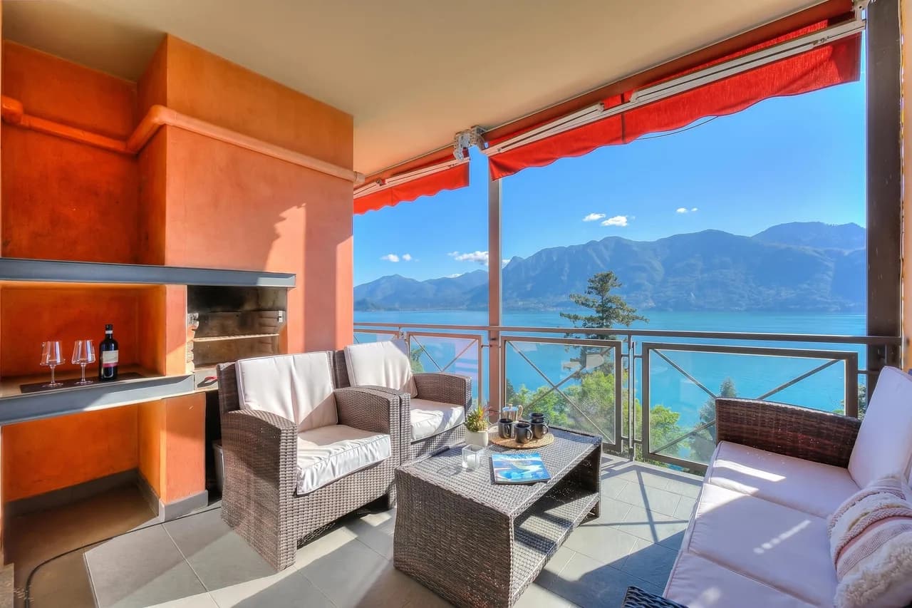 Panorama Lake View Apartment in Ghiffa, Piedmont, Italy, photo 4