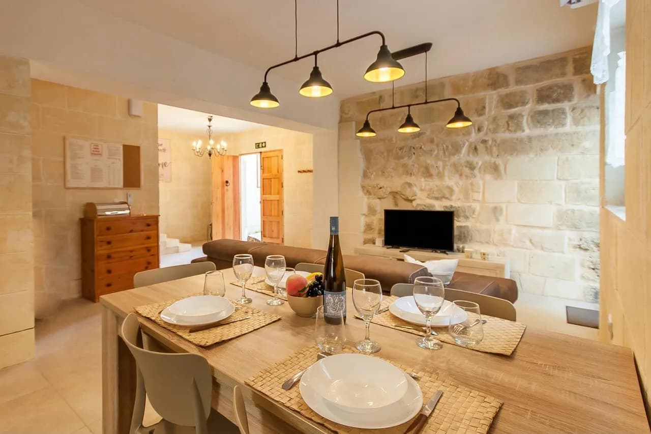 Charming Vacation Home with Pool in Nadur, Gozo photo 5