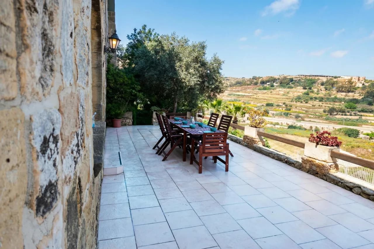 Villeleynah Amazing Gozitan Villa + Pool, Foto 3