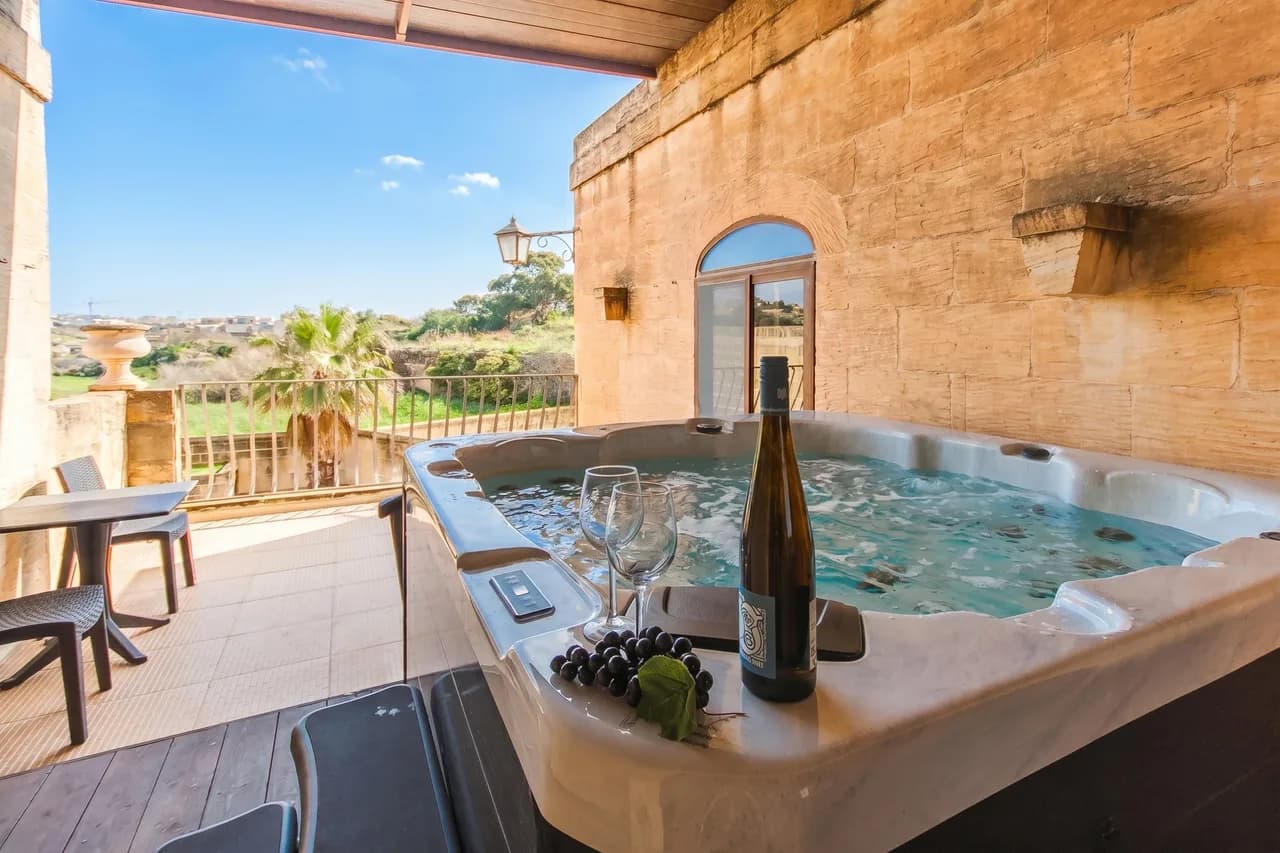 Centre Island Gozitan Farmhouse & Pool photo 2