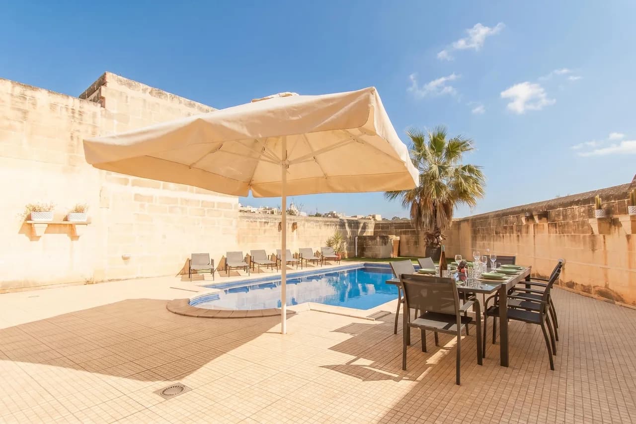 Centre Island Gozitan Farmhouse & Pool photo 3