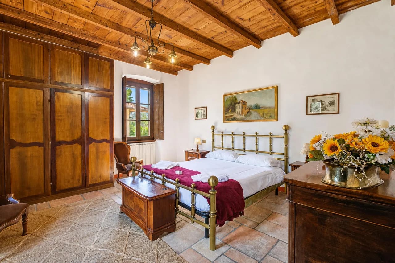 Charming Villa with Garden in Brebbia photo 5