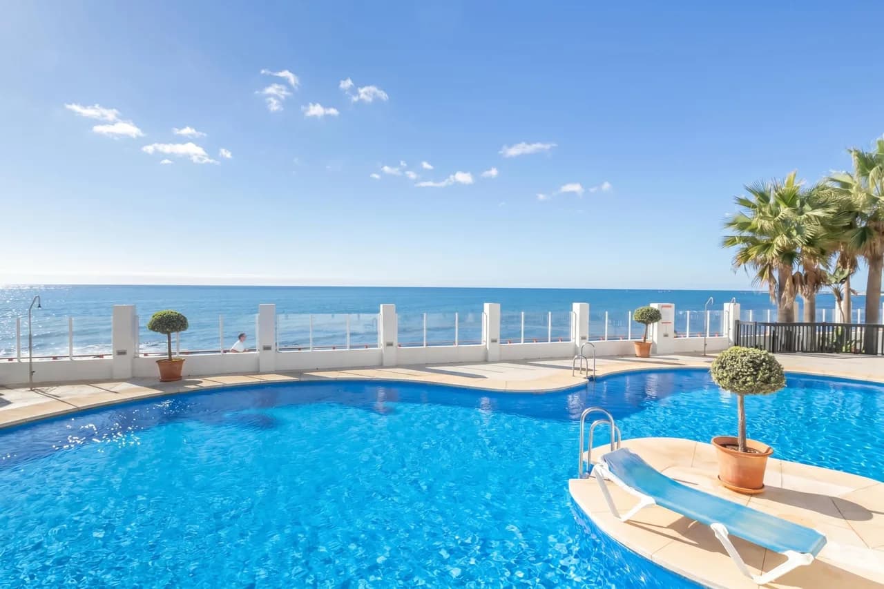 Beachfront Apartment in Mijas Costa, Foto 4