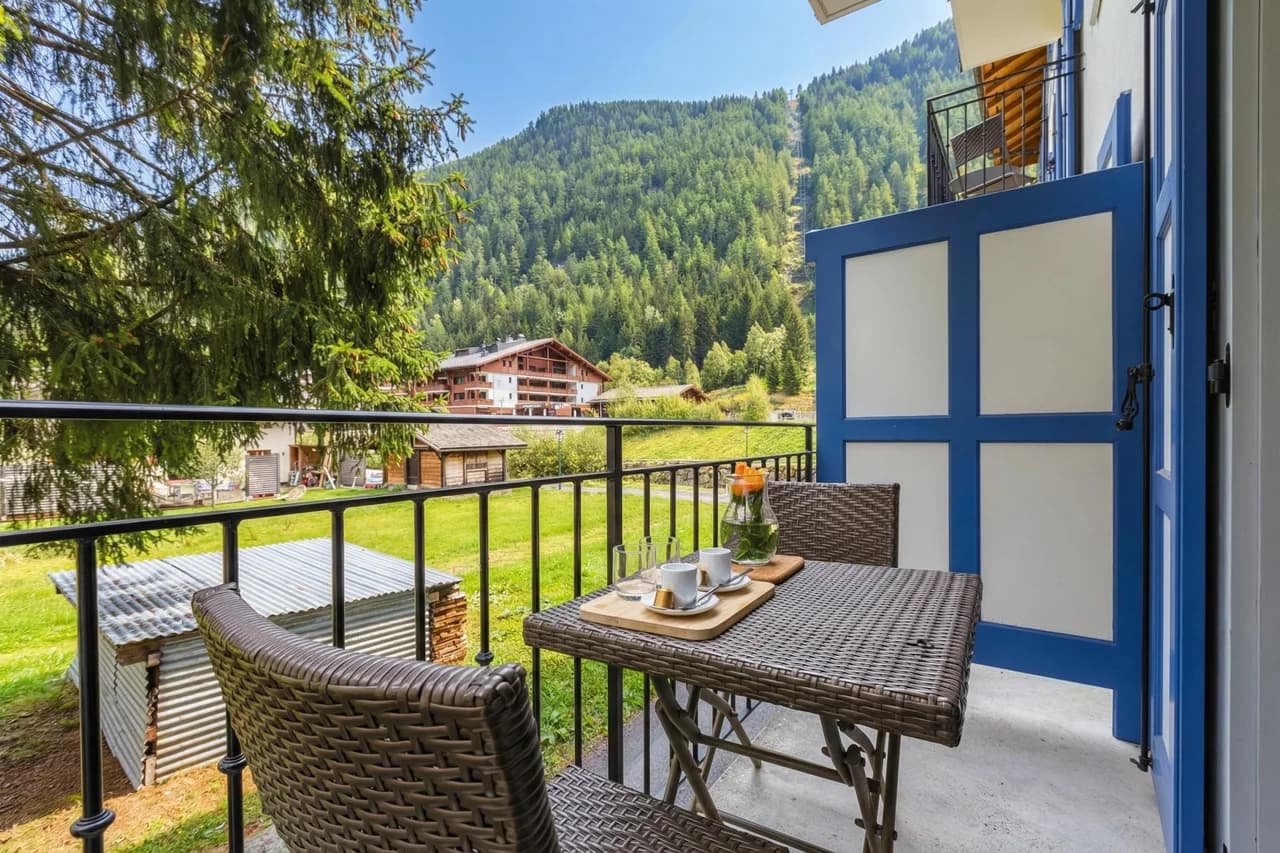 V Balme 02: Beside Ski Lift; Pool, Sauna & Gym photo 2