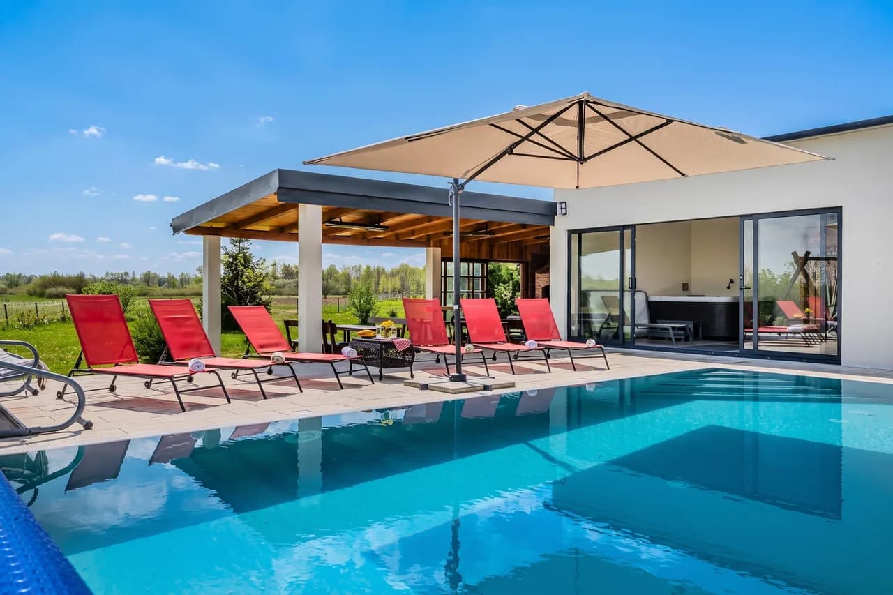 Secluded Pool Vacation Home in Banska Selnica photo 2
