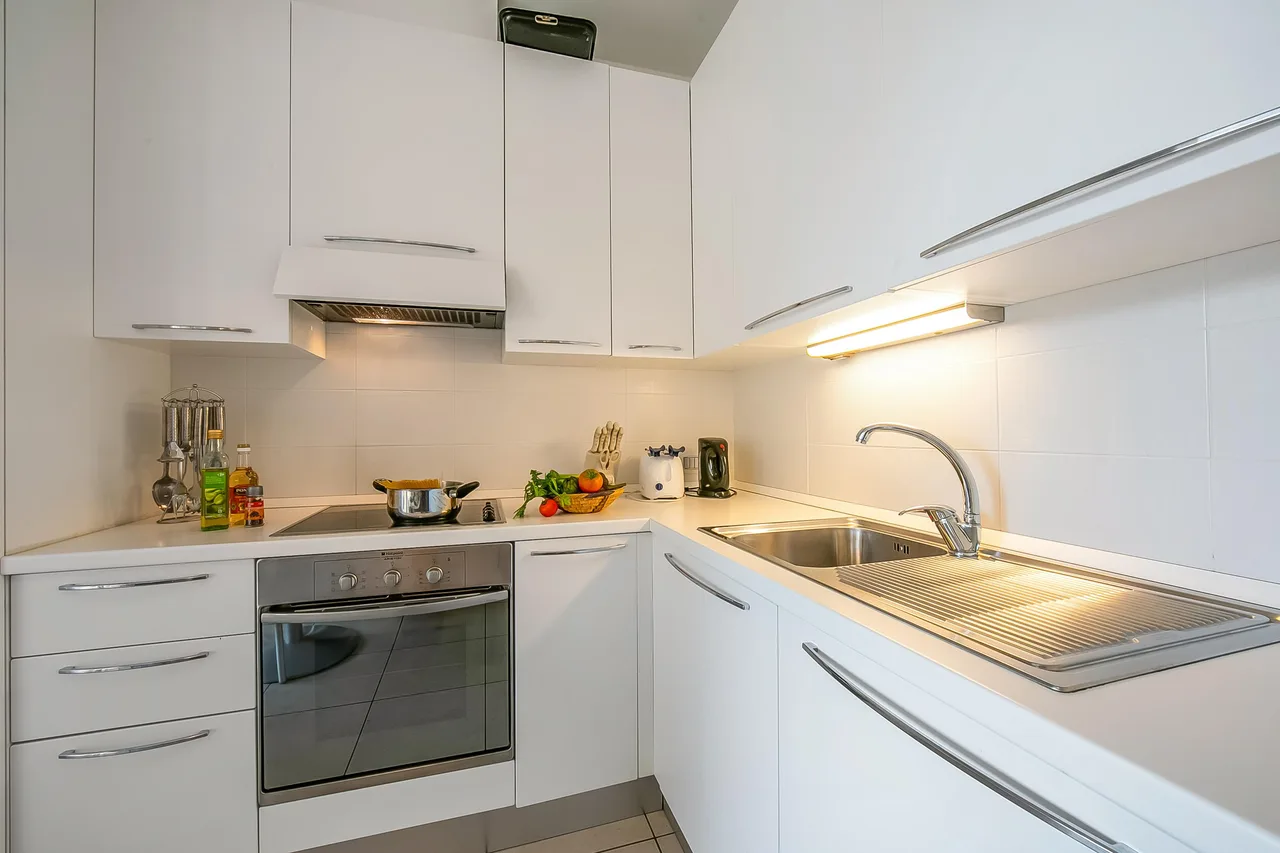 Scenic Lake View Apartment in Maccagno con Pino e Veddasca, foto 5