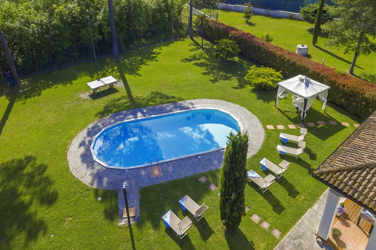 Elegant Villa with Garden in Fucecchio, Tuscany, Italy, Foto 2