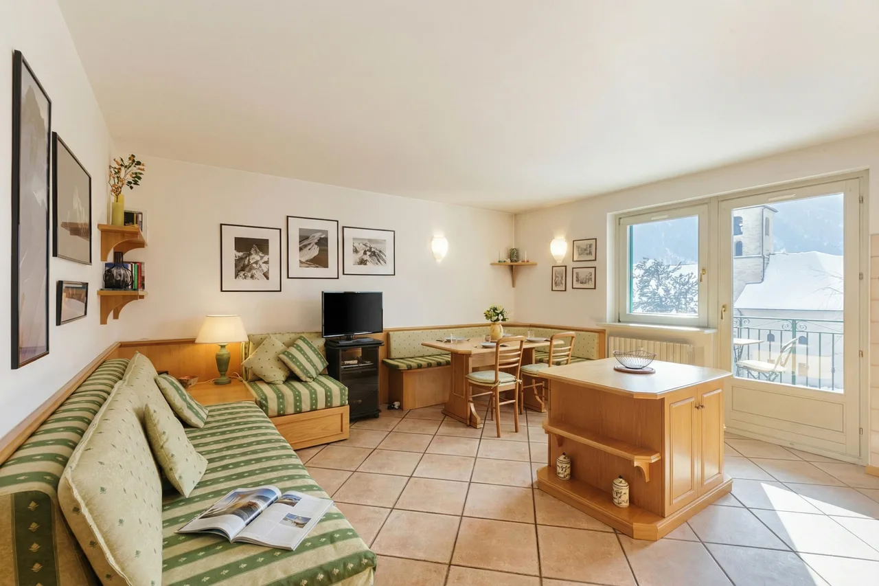 Jardins d'Androsace 3eme / en el centro de Chamonix, balcón y estacionamiento, foto 3