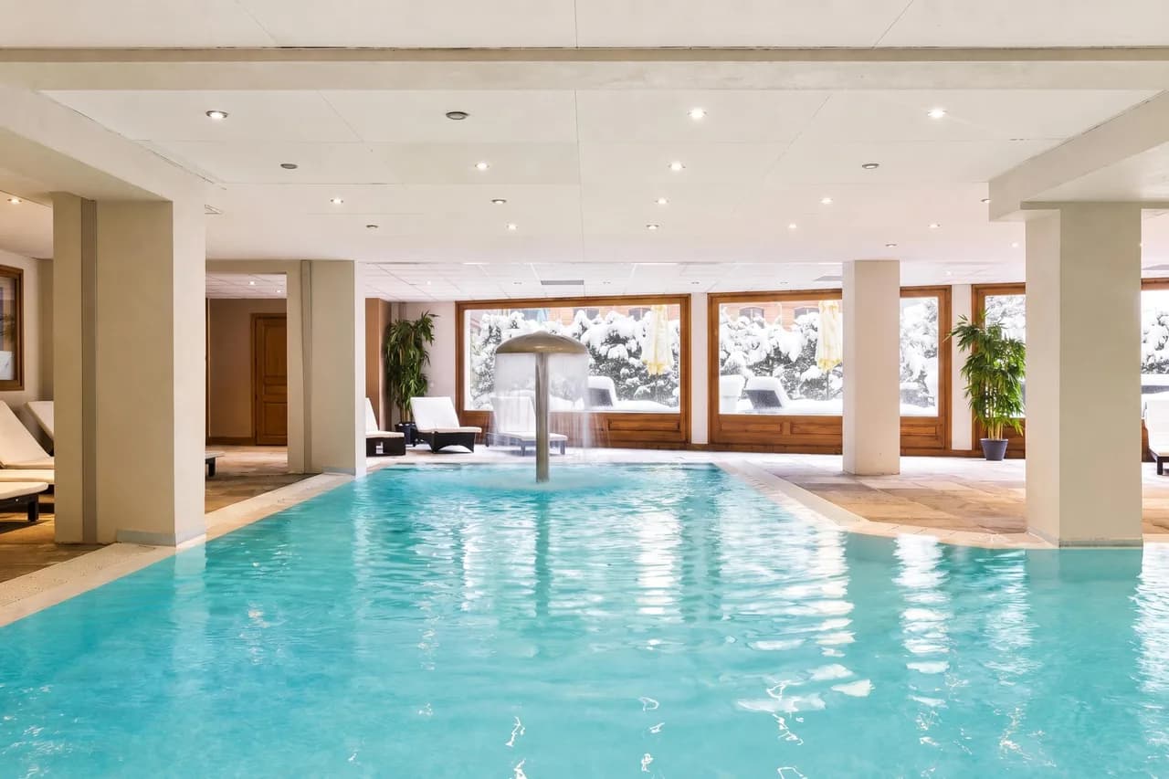V Buet 41: Junto al Teleférico; Piscina, Sauna y Gimnasio, foto 2