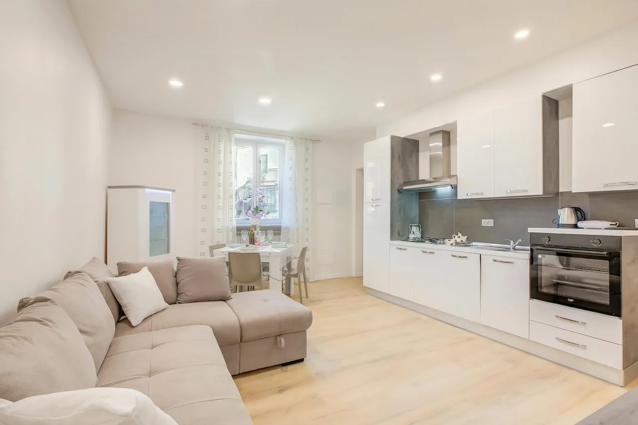 Lakefront Apartment in Laveno Mombello, photo 2