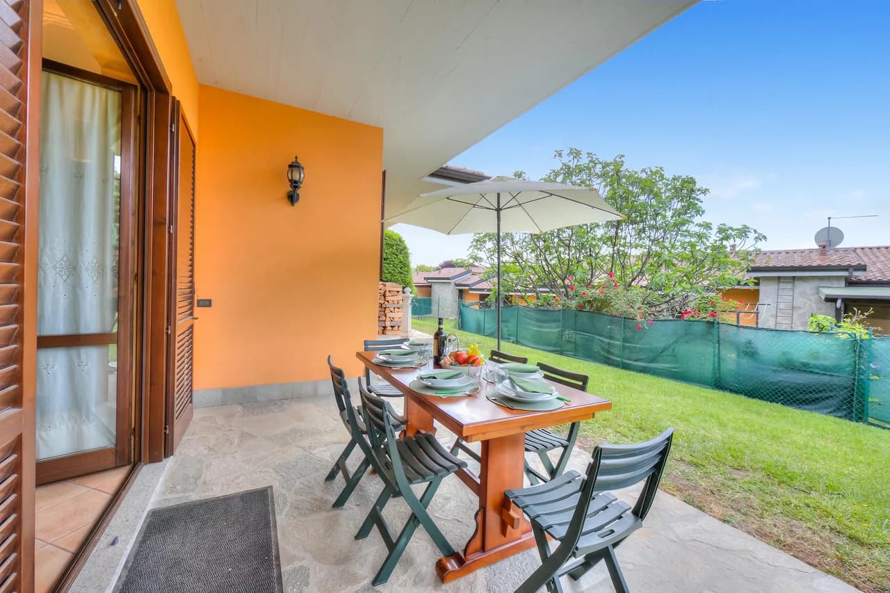 Lush Garden Vacation Home in Leggiuno, photo 3