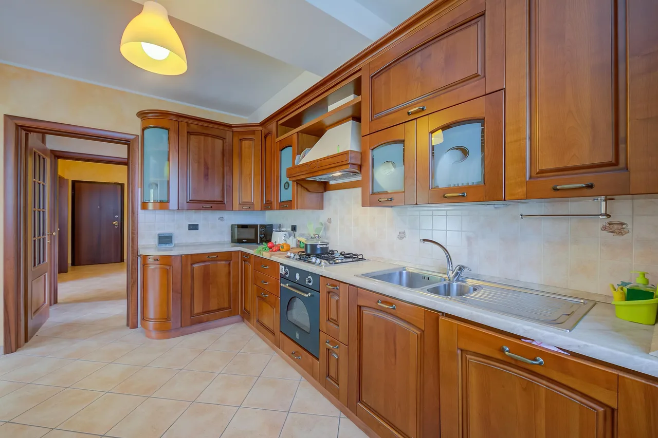 Lush Garden Vacation Home in Leggiuno, photo 5