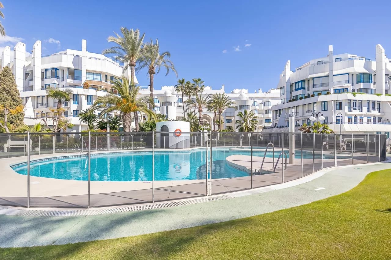 Sea View Pool Villa in Marbella, Foto 3