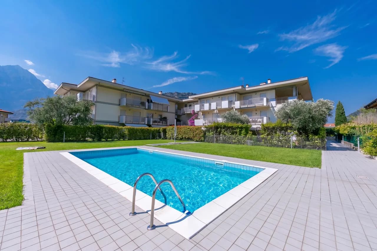 Torbole Relax, Pool & Balcony Apartment, foto 2