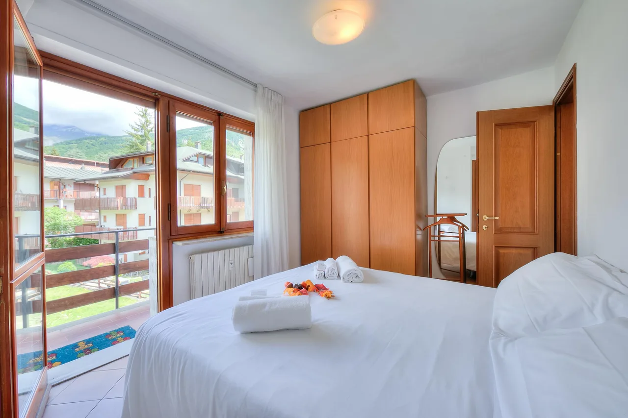 Ski-In Ski-Out Apartment in Bardonecchia photo 5