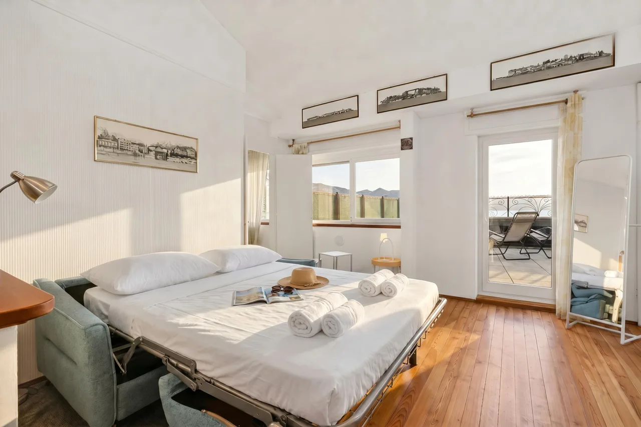 Ático - A/C, Vista al Lago con Terraza, foto 4