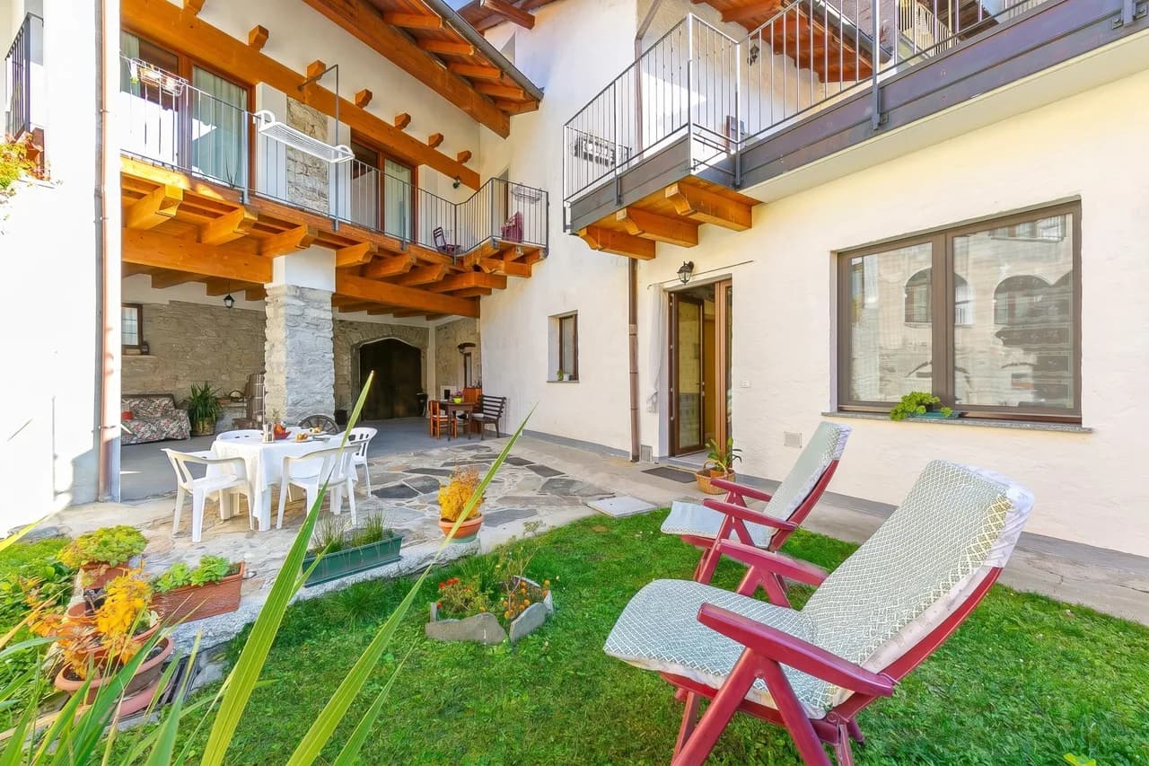 Historic Casa Baroni near Lake Orta photo 4