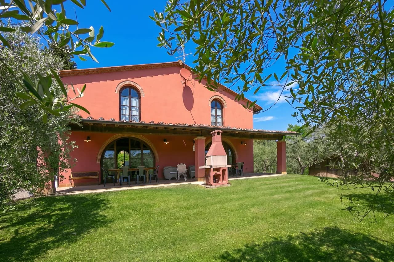Charming Vacation Home in Montopoli Val D'Arno, Foto 2