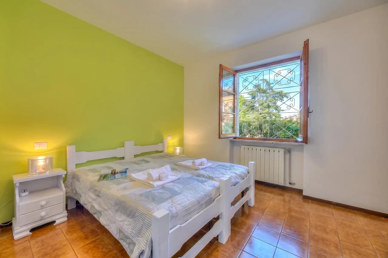 Villa Fiorita - Apt 2 - Margherita cerca del lago, tiendas y AC, foto 4