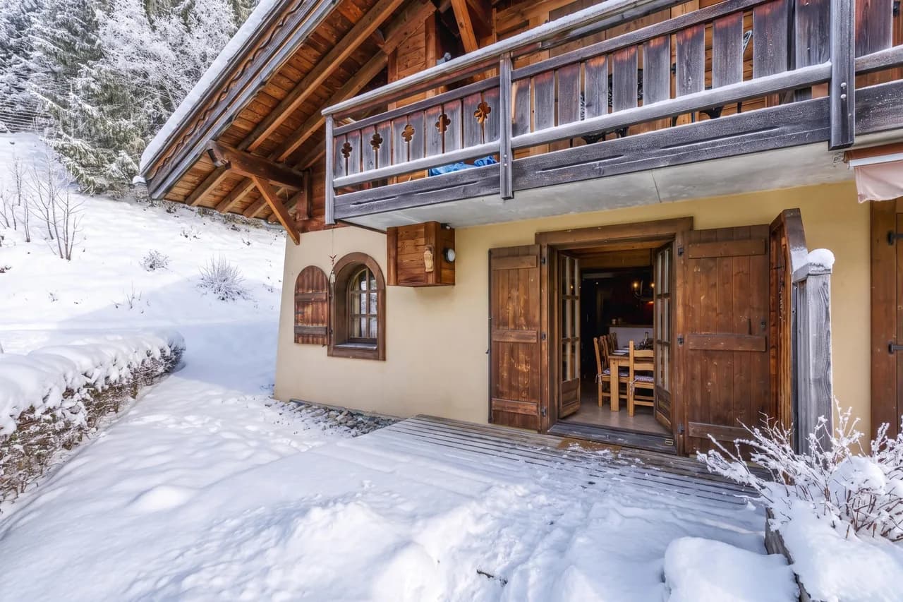 Chalets d'Henri 67 Apartment w/ Terrace & Mont Blanc Views photo 2