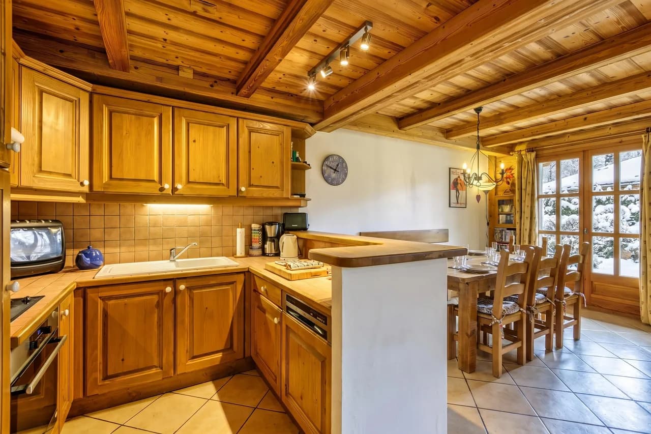 Chalets d'Henri 67 Apartment w/ Terrace & Mont Blanc Views photo 5